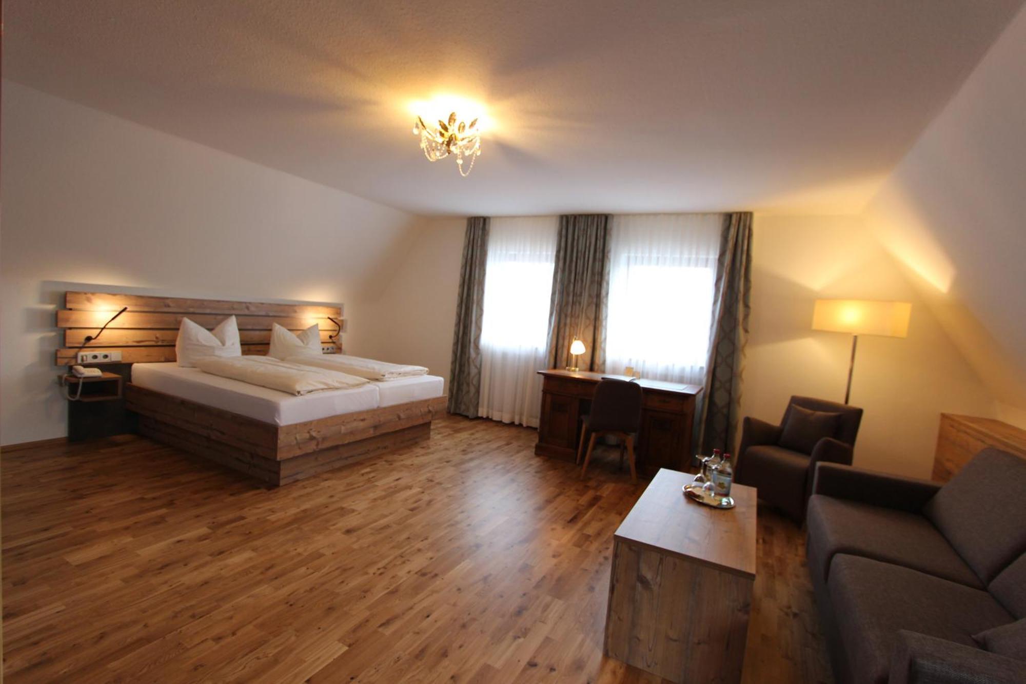 Roessle Hotel 3*