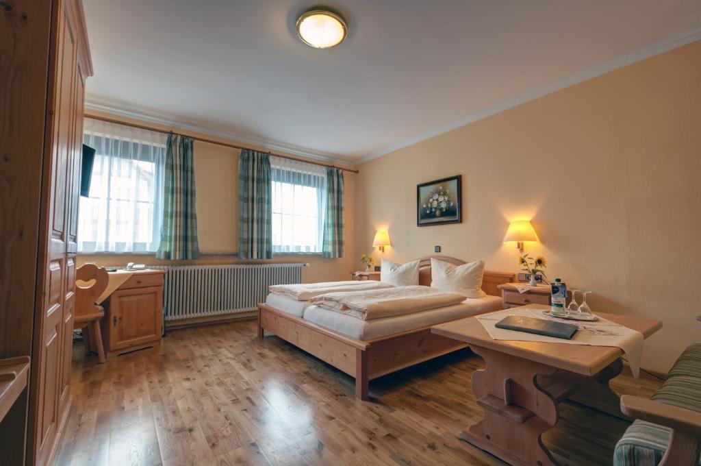 Roessle Hotel